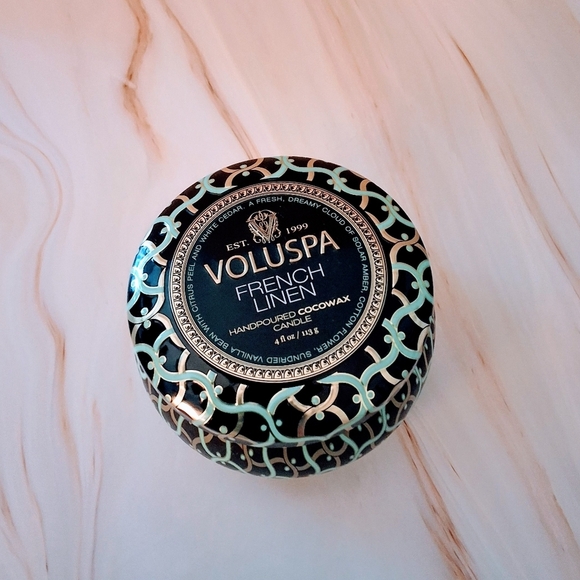 Voluspa French Linen Mini Tin Candle - Picture 4 of 10